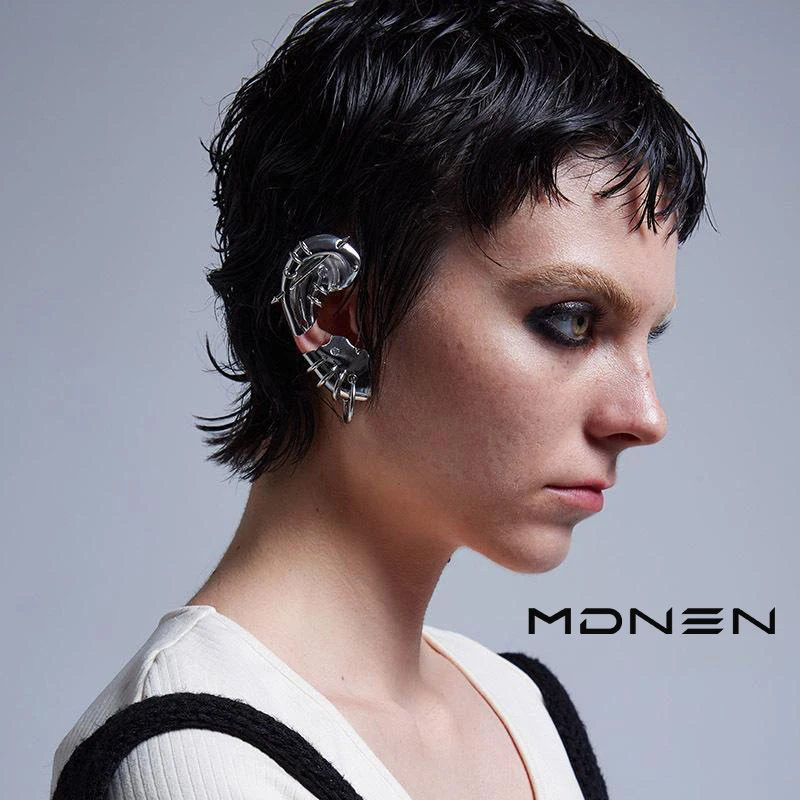 2023 nowe metalowe kolczyki wiszące niszowy projekt Cyberpunk w stylu męskim i damskim biżuteria prezent na przyjęcie