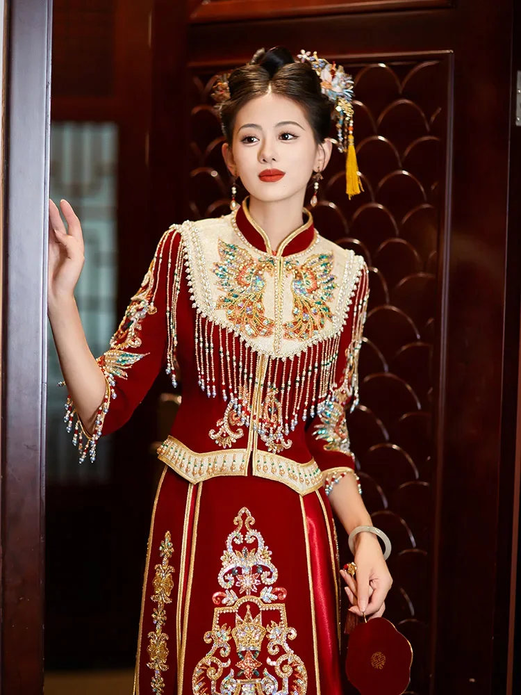 Heavy Industry  Hefu Bride 2023 New Winter Wedding Dragon and Phoenix Coat  Dress Show Kimono Chinese