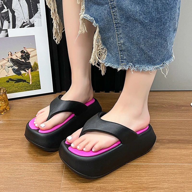 2024 New Thick Flip-flops Women Fashion Platform Sandals Outdoor Women Beach Slipper Home Comfort Women's Summer Sandals