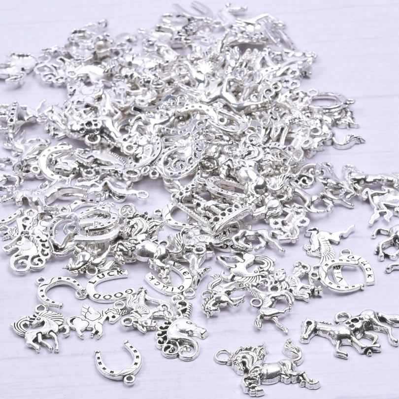 50pcs Alloy Horseshoe Tibetan Silver Fly Horse Pendant Accessories Charms For Jewelry Making diy Bracelets Craft Mix Materials