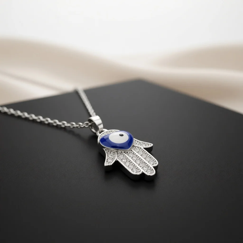 Paved Crystal Hamsa Hand Heart‑Shaped Inlaid Pendant Necklace Elegant Glossy Daily Dating Party Jewelry For Young Women Ladies