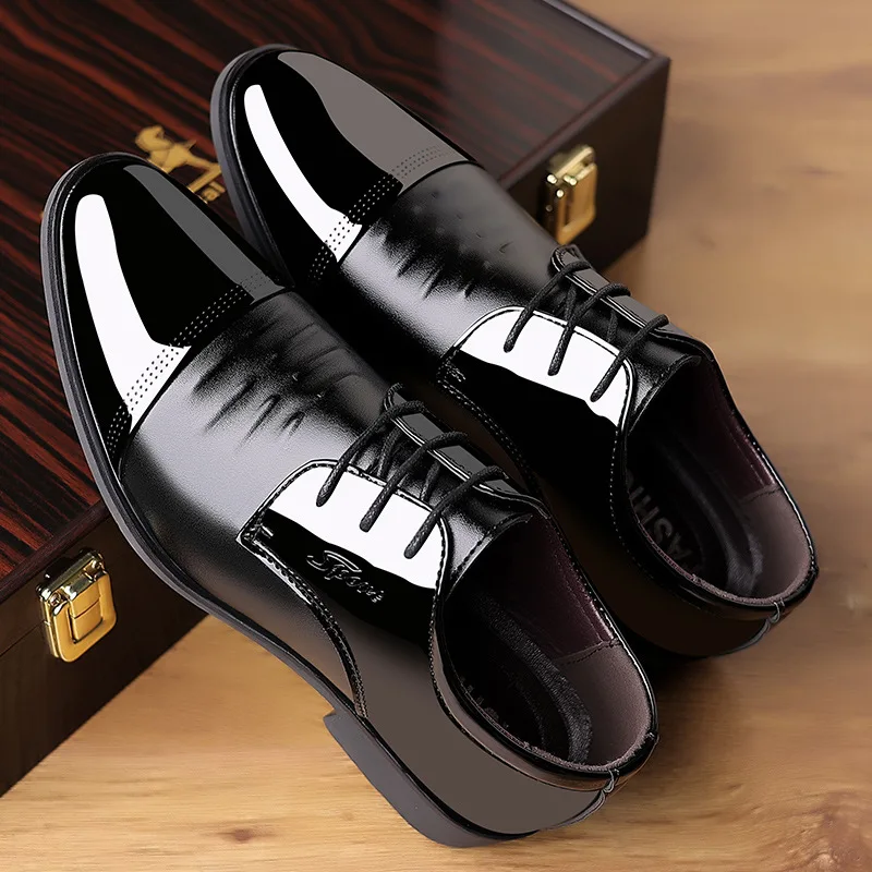 Men Dress Shoes Patent Leather Oxford Shoes Male Formal Shoes Big Size 38-48 Handsome Men Pointed Toe Shoes for Wedding