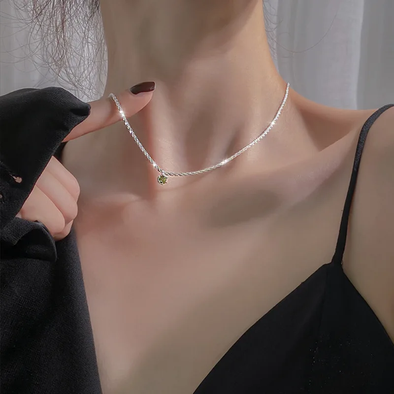 Korean Jewelry Accessories High-end Necklace Jewelry Women's Light Luxury Fashion Alloy Niche Design Clavicle Chain