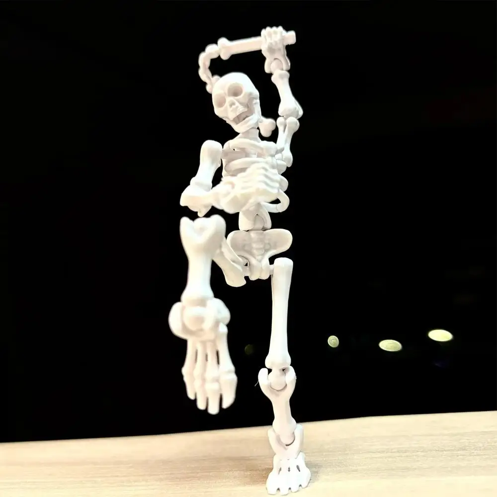 عارضة أزياء هيكل فجل متحركة متعددة المفاصل - مجموعة تجميع DIY، هدية مضحكة وسلسلة مفاتيح للأطفال والكبار