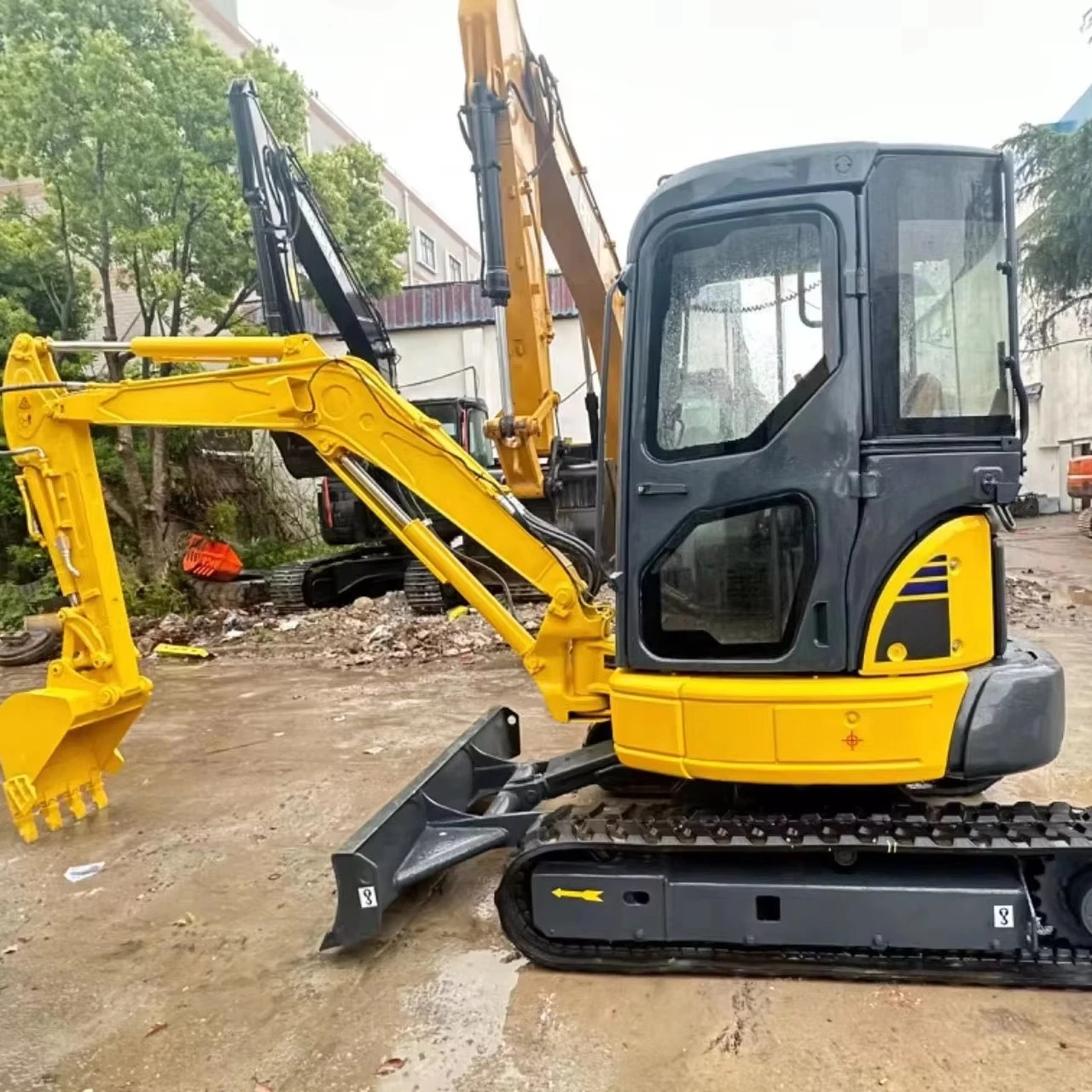 3.5 Ton  Mini Crawler  With Cab High Performance Farm Construction Digging Machinery