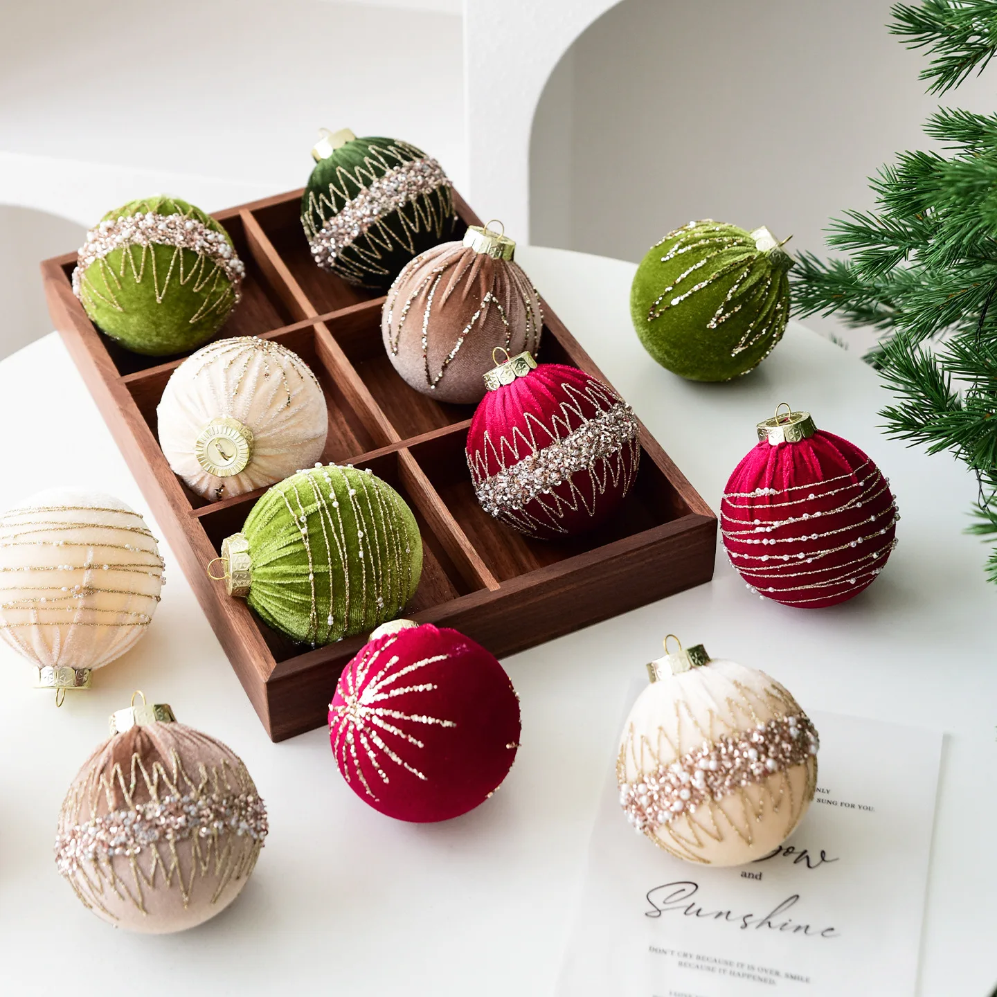 

4pcs 8cm Wine Red Christmas Ball Ornaments Glitter Snowflake Ball Bauble Hanging Pendants For Xmas Tree Home Decor New Year Noel