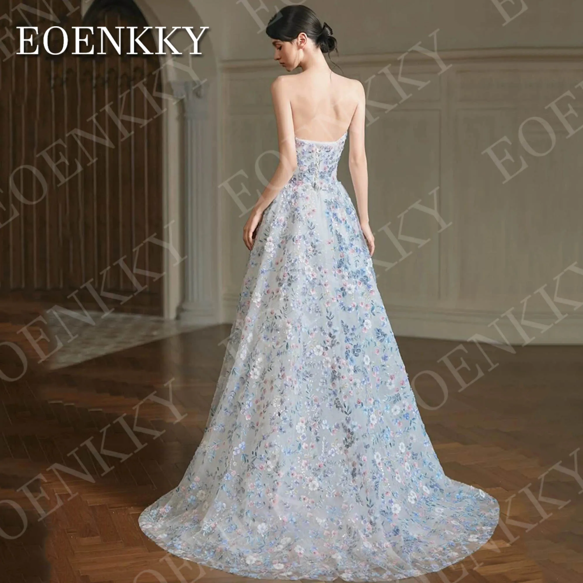 فستان EOENKKY بدون حمالات للحفلات الراقصة منقوش عليه زهور فاخر أنيق بدون أكتاف على شكل حرف A من التل للحفلات المسائية مخصص فساتين حفلة موسيقية Strapless الزهور فستان حفل الرقص فاخرة أنيقة قبالة الكتف خط Tulle فستان حفل #2