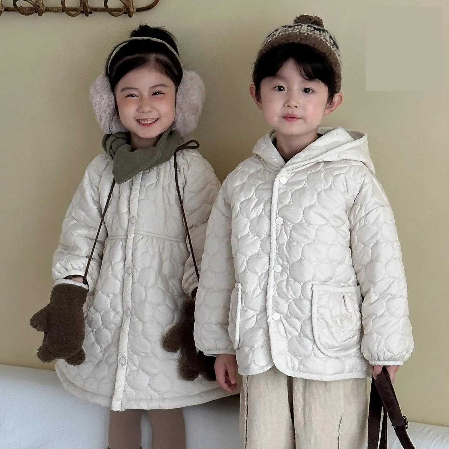 

2025 Winter New Boys Fleece Hooded Coat Children Quilted Jacket Plus Velvet Thick Girls Long Padded Jacket Kids Siblings Clothes