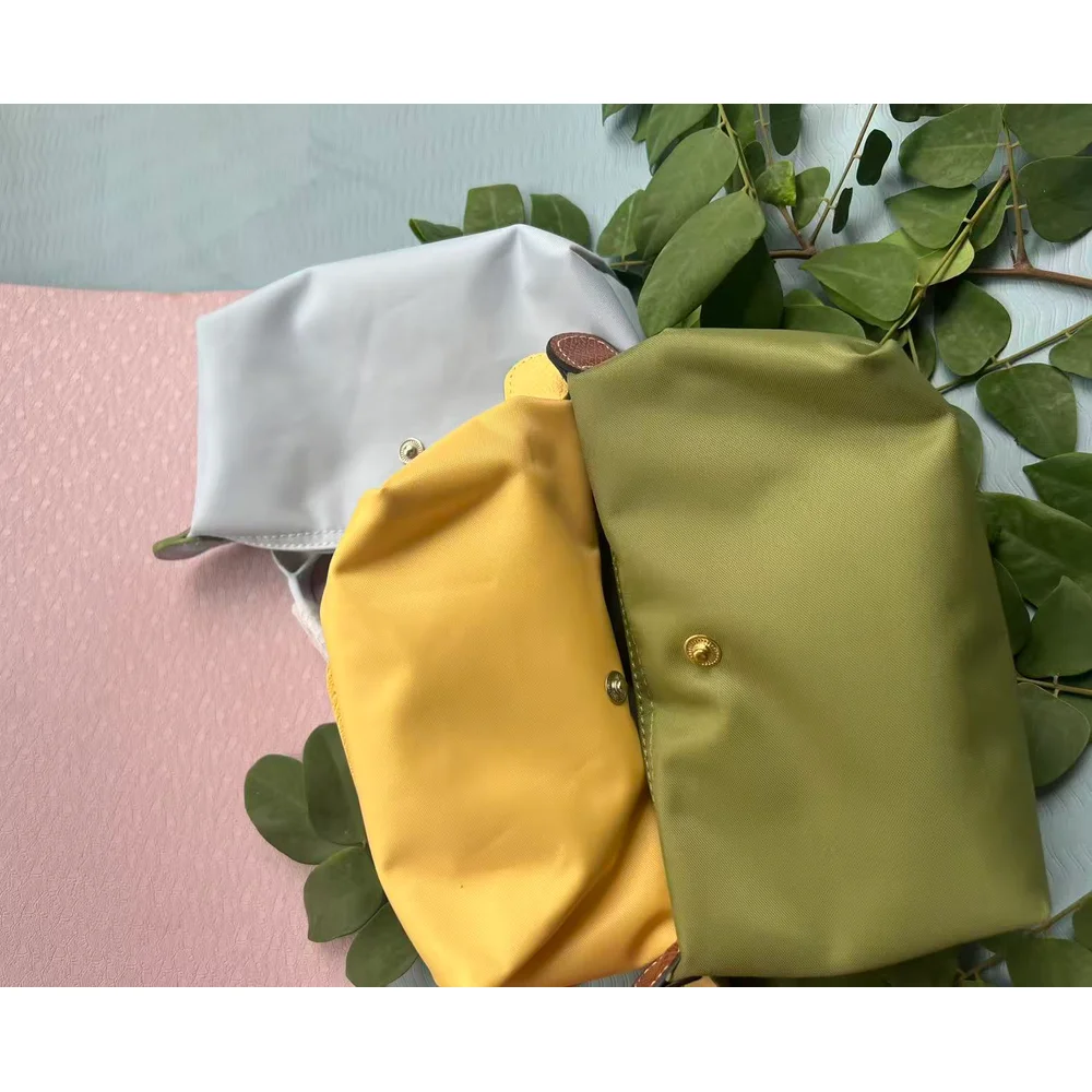 

Z мягкие мини-були Zak Avec Une Épaule Principale Avec Bandoulière Inclinée Y2K High Mini Boules Zak Nylon Sans Perforation Emboutissage Avec