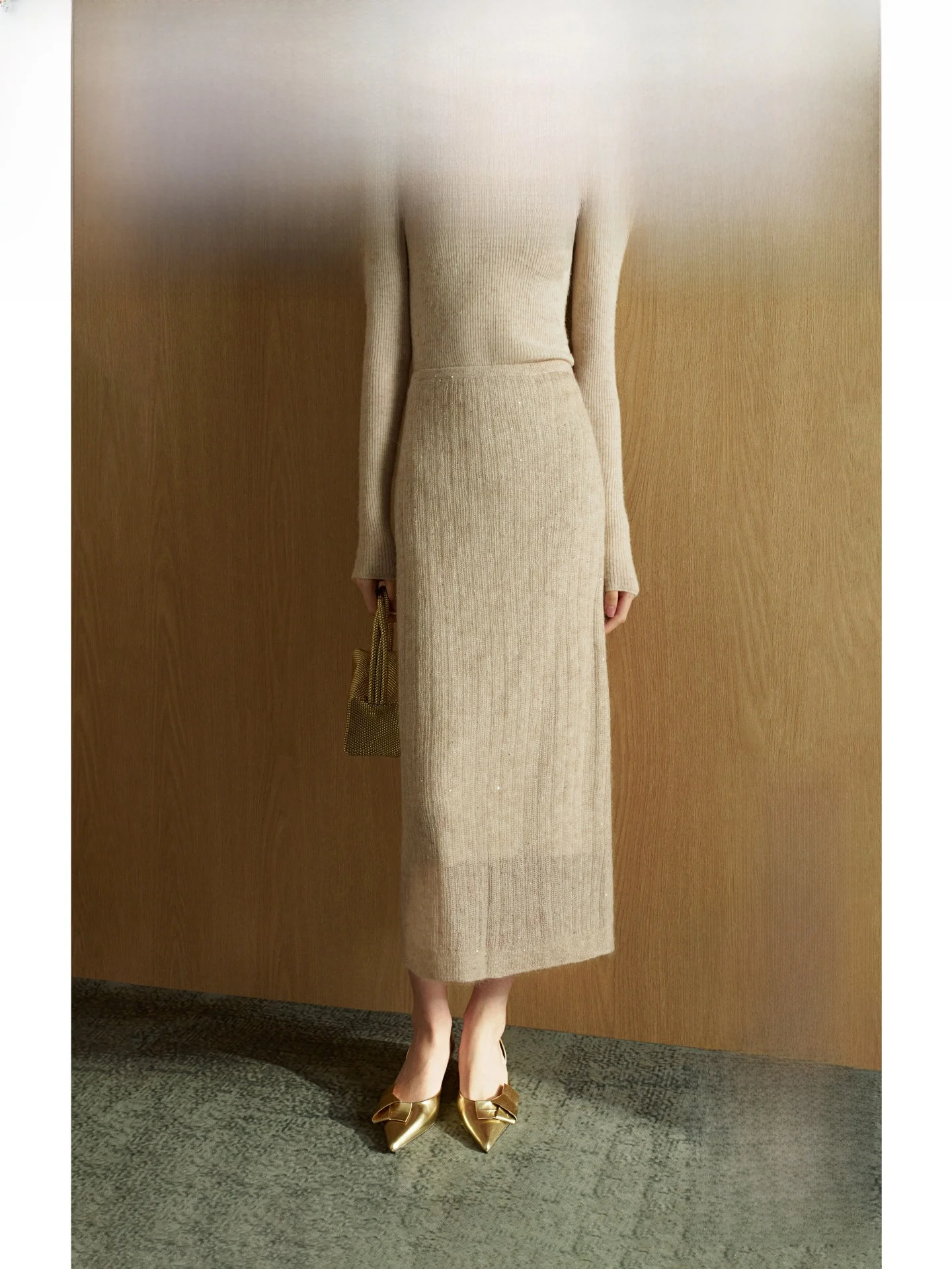 

Новая приталенная прямая вязаная юбка ZhiZhi QingMenn с пайетками, весна 2026, со средней талией, из смесового нейлона