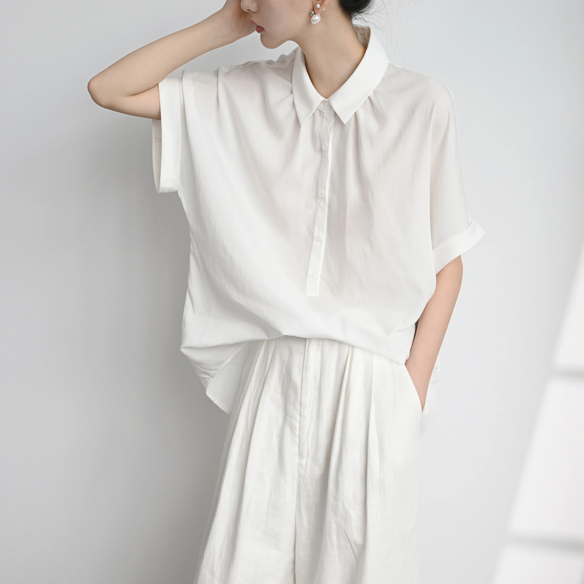 

Trr Sle Ry Lightweight Cool Loose ort Sve White irt Верхний женский летний дышащий топ с воротником-стойкой