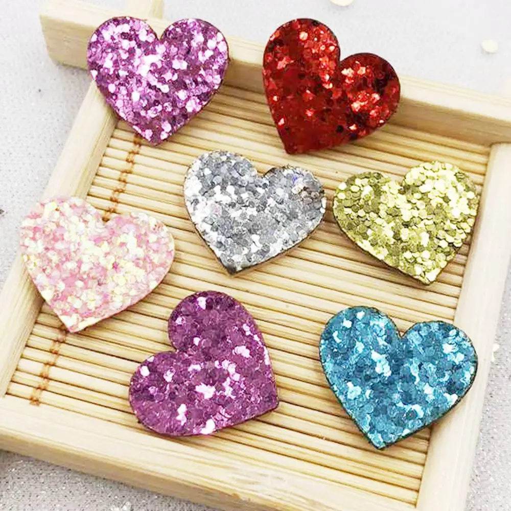 60 sztuk 20mm brokatowy filcowy materiał serce miłość księga gości aplikacja DIY naszywka materiały nakrycia głowy akcesoria do kokardek Craft XA36