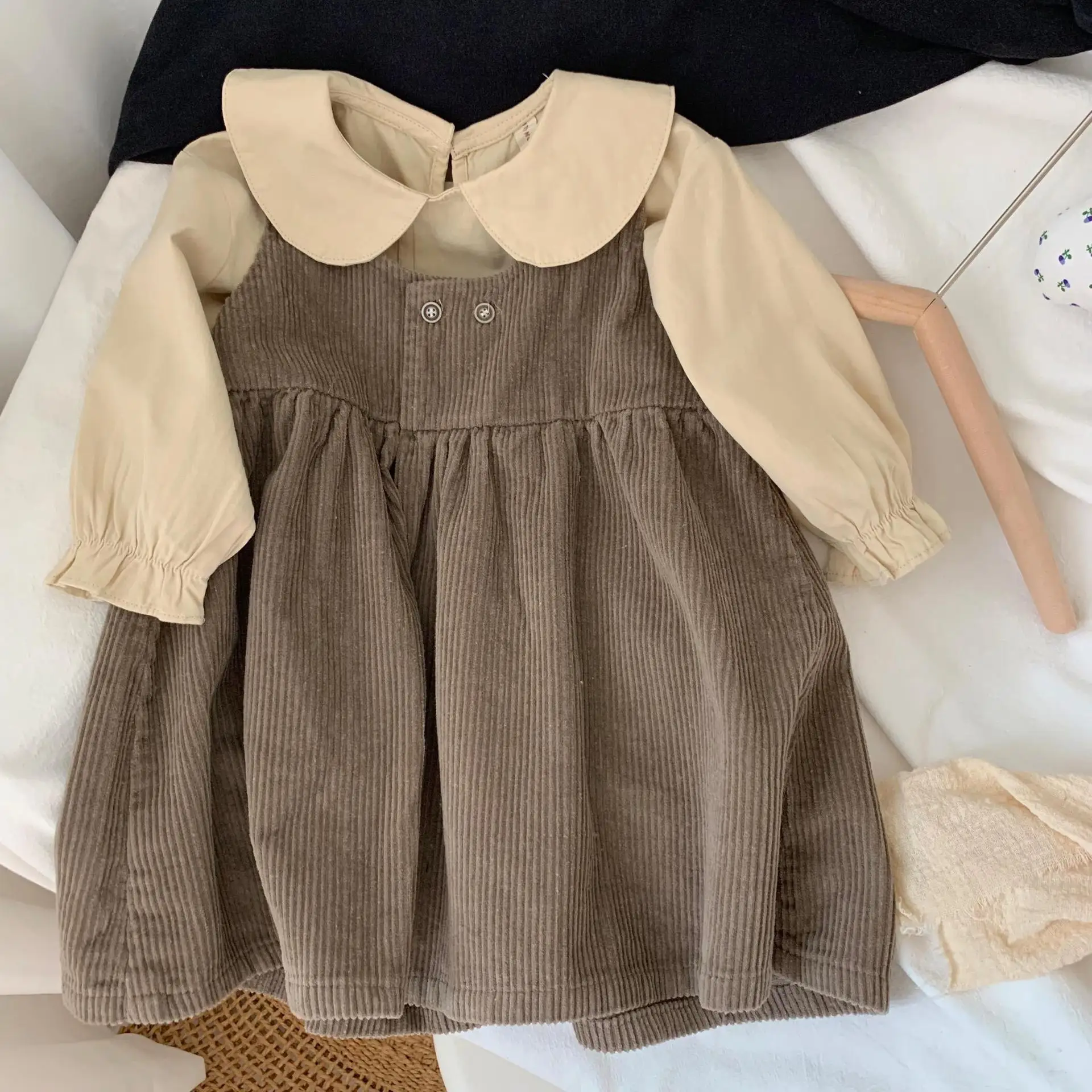 Girl Dress 2024 Korean Style Summer and Spring Girls Sundress Foreign Corduroy Dress Doll Skirt Loose Kids Solid Dress Skirts