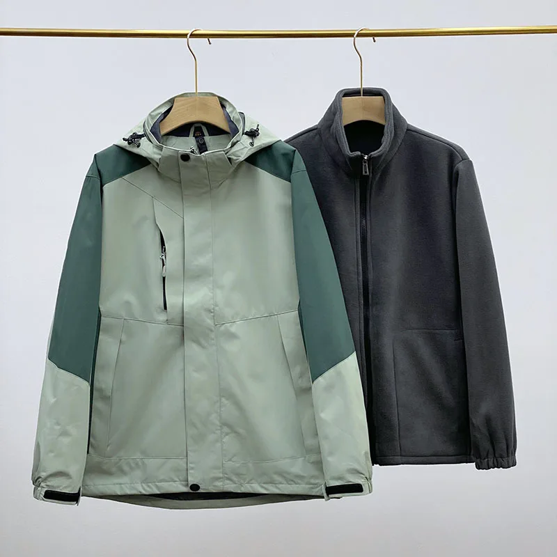 

Outdoor 3 - in - 1 Hooded Jacket Warm Coat for Men and Women Camping, Hiking Daily High-quality Windproof Waterproof Jacket.