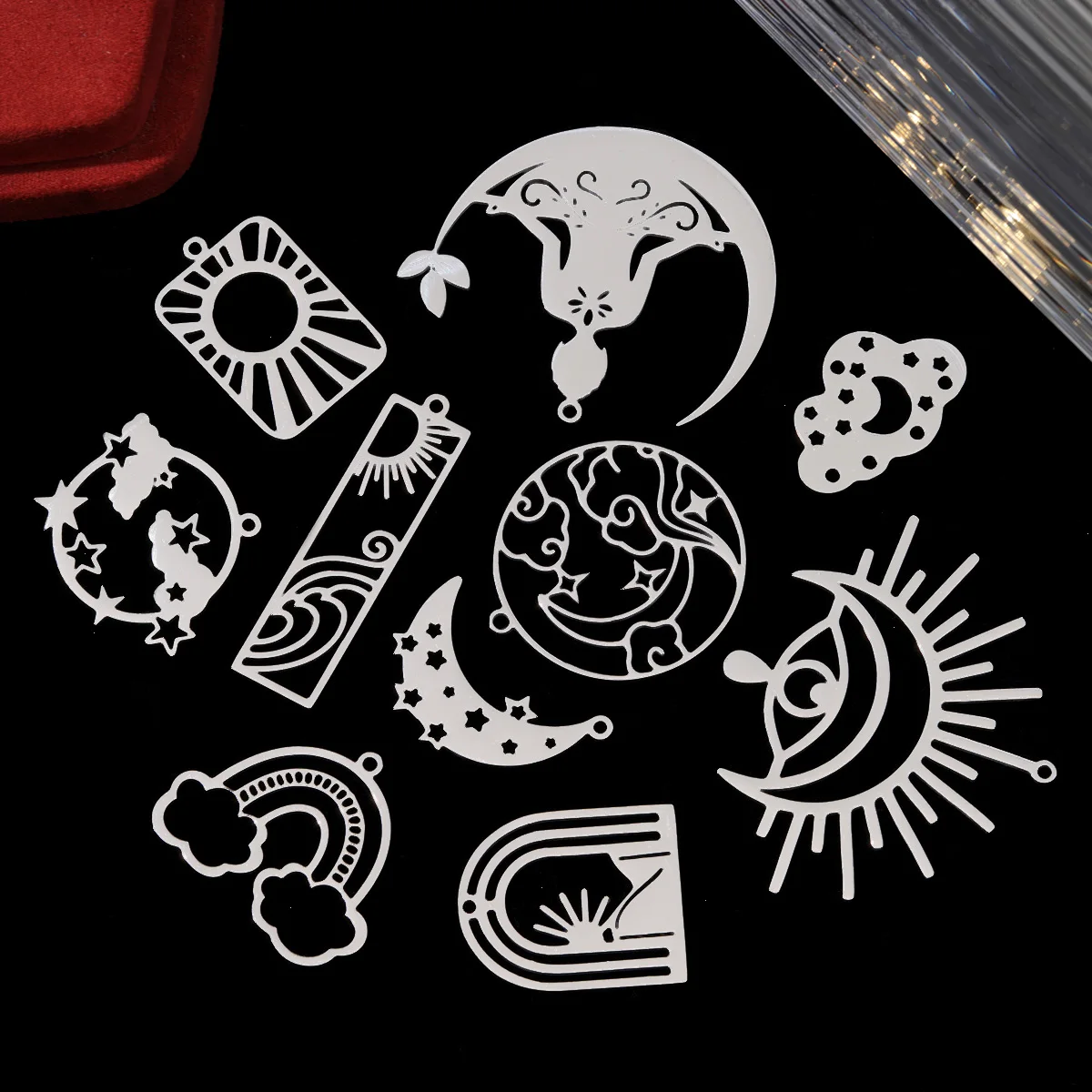 10pcs/Lot Stainless Steel Crescent Moon Yoga Meditation Lotus DIY Charms Cloud Necklace Pendants Woman Lightning Jewelry Finding