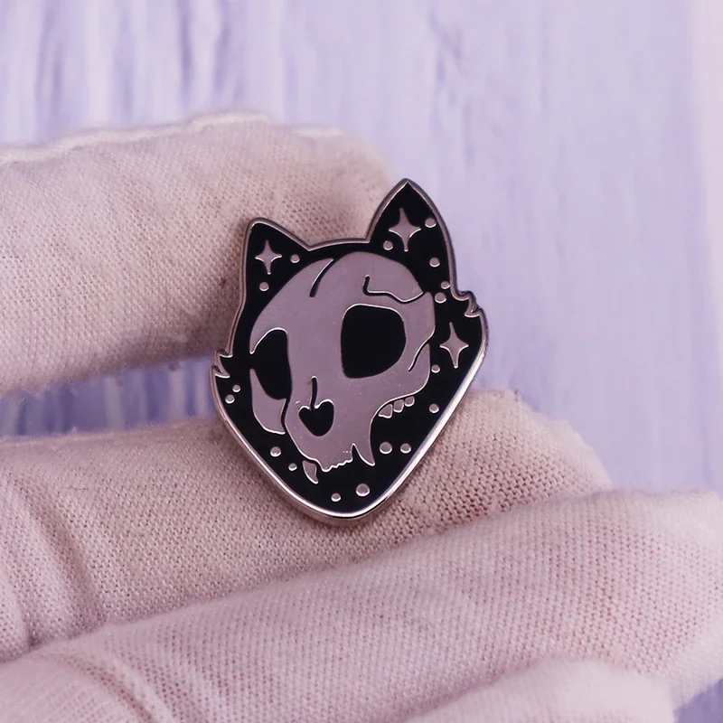 Celestial Space Cat Enamel Pin Black Magic Pet Skull Brooch Punk Witch Badge Witchcraft Aesthetic Jewelry