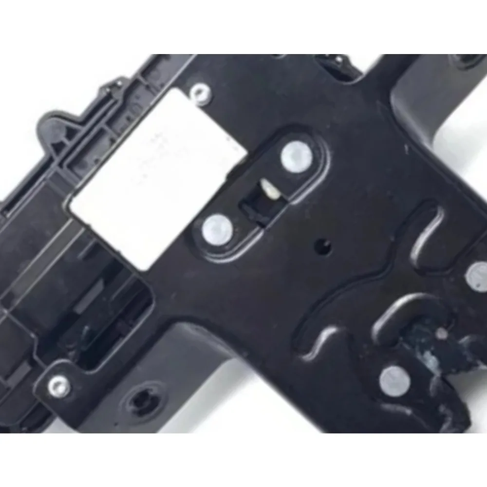 

SA3F-6305200A Liftgate Latch Assembly Rear Door Lock Trunk Lid Latchs for BYD Song Plus Yuan EV DM-i Replacement Parts