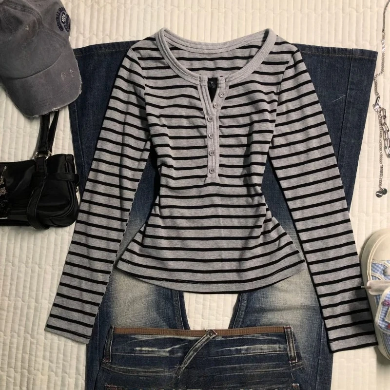 Korean Vintage Y2k Stripe Print T-shirt Women Sweet Elegant Slim Tees Autumn Casual Fahion Long Sleeve Commute Tops New