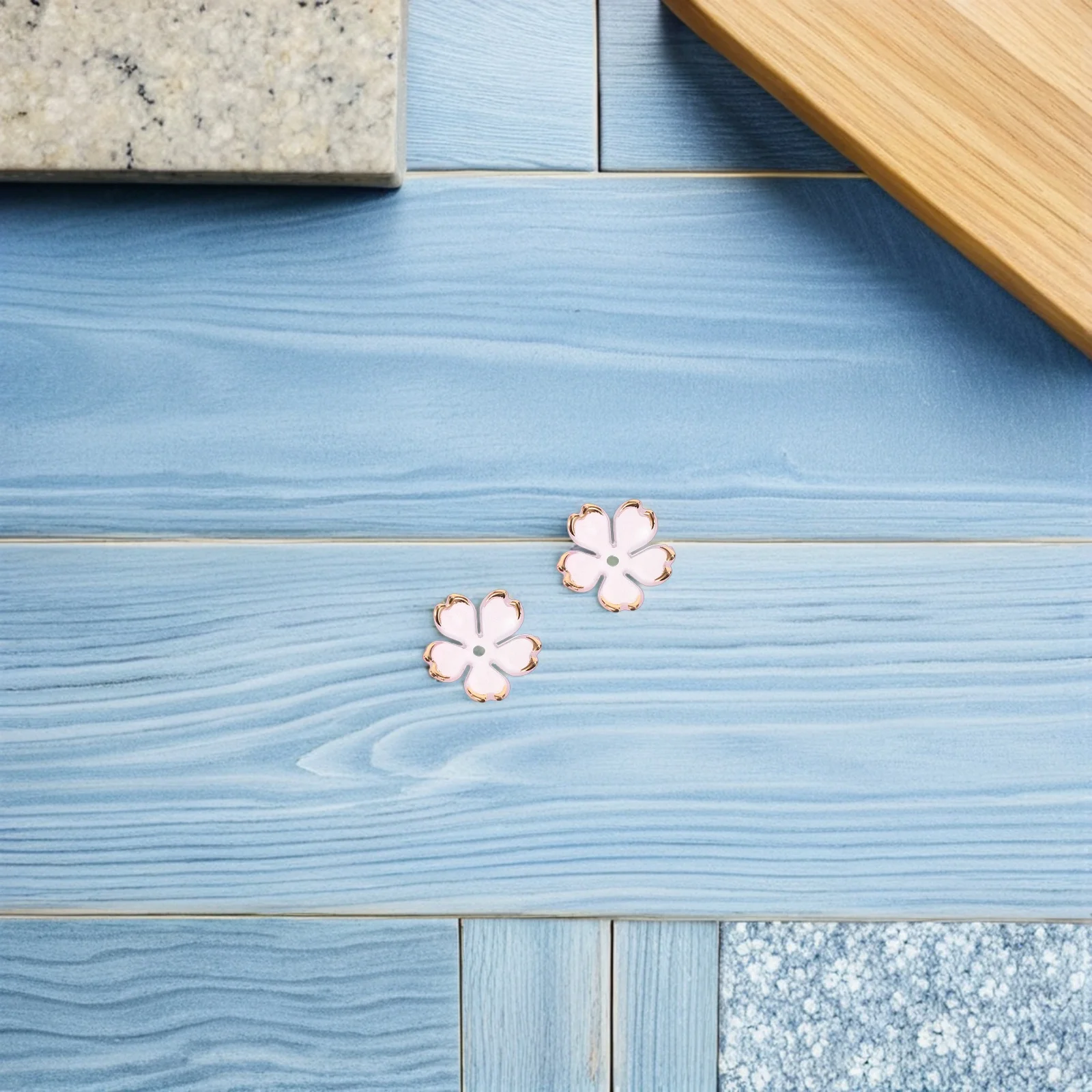 

100Pcs Acrylic Cherry Blossom Flower Spacer Bead Caps Gradient Color for DIY Bracelet Necklace Earrings Jewelry Making Findings