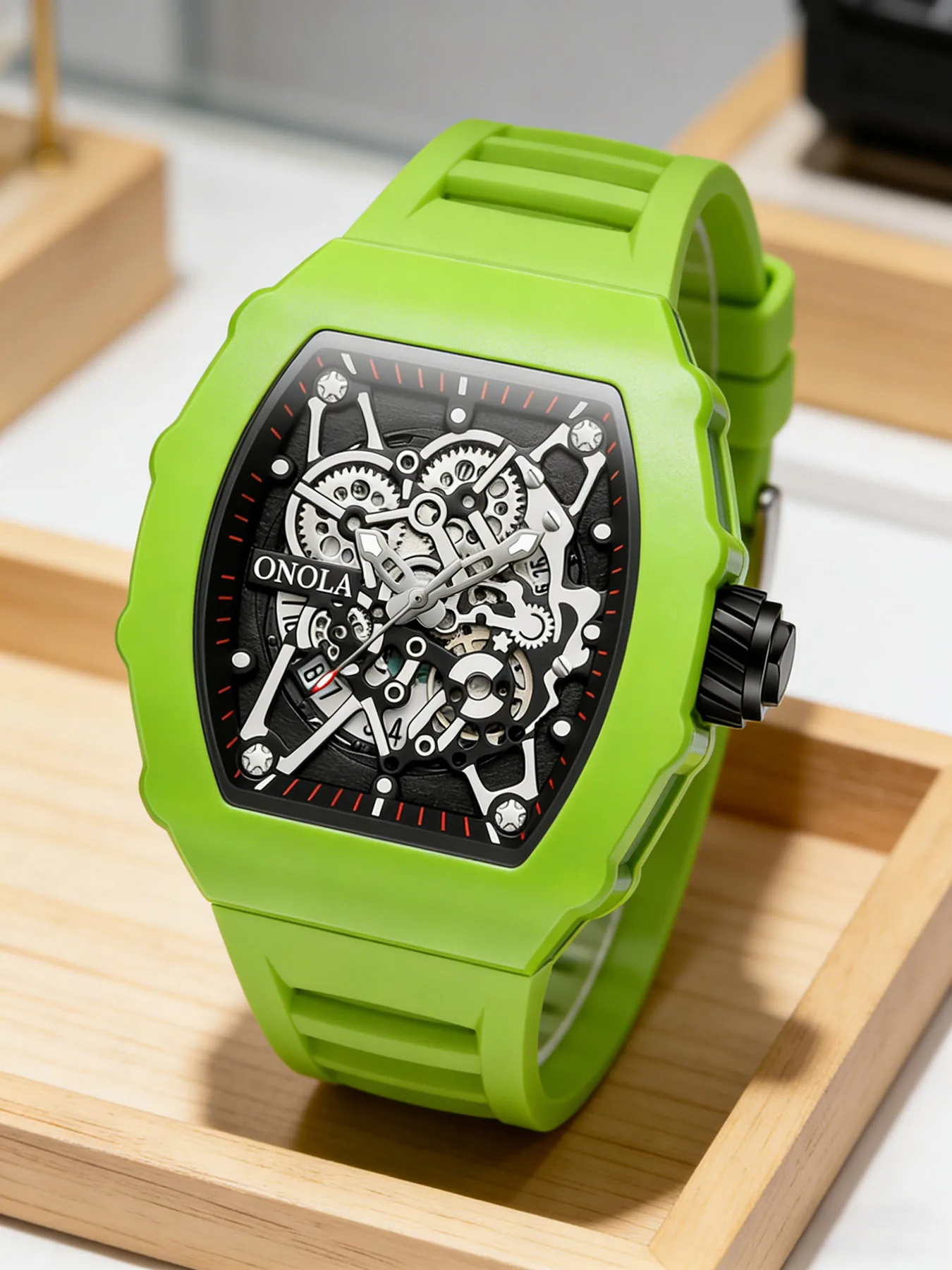 

Waterproof quartz men's watch, fashionable sports watch