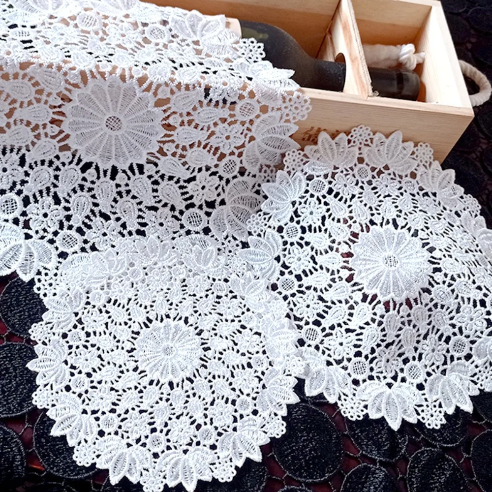 Ornament Prop Lace Embroidery Table Cloth White Round Lace Placemat Tea Pad Mat Hollow Table Cup Mat Wedding Banquet Decor