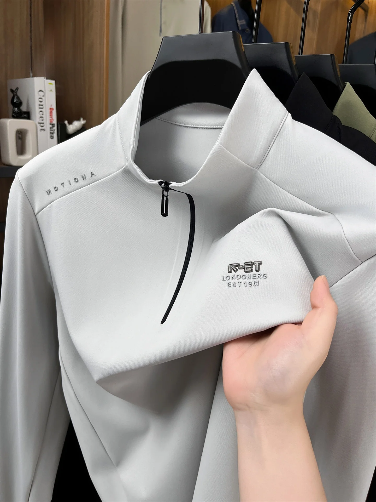 

Pierre Cardin Men's Long Sve Zipper Hoodie Casual Faion Mid-aged Comfortable Fit Autumn Spring Seasonal T-irt