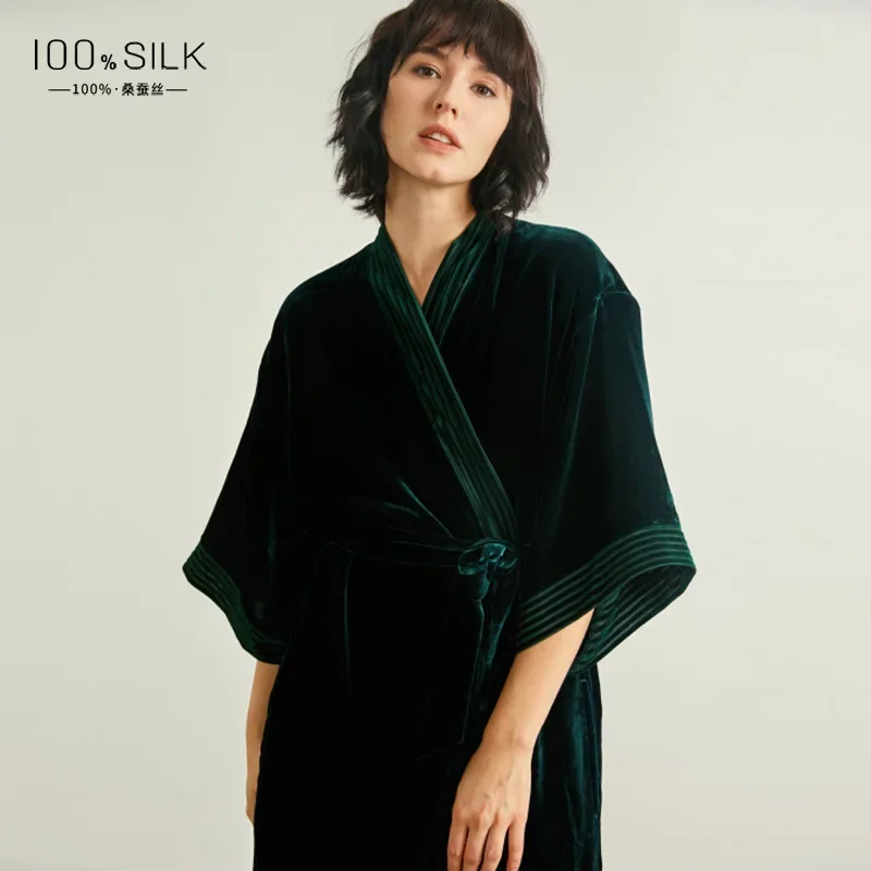 

Winter Women's Silk Robe Thickened Warm 100% Mulberry Silk Velvet Kimono Soft Skin-Friendly Loungewear Home Bathrobe Nightgown