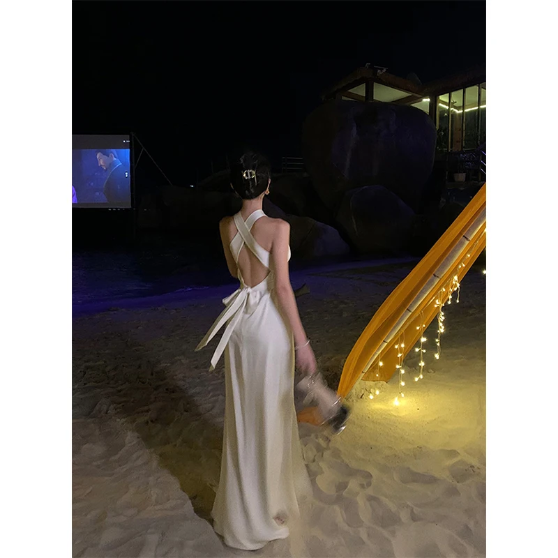 Elegant ซาตินสีขาว Midi ชุดผู้หญิงแฟชั่น Party Prom เซ็กซี่ Halter ชุดเดรสฤดูร้อนเกาหลี Backless Bodycon Vestidos