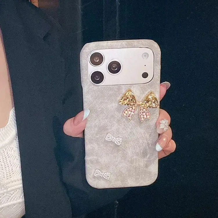 

Elegant Retro Shiny Sparkle Crystal Bow Phone Case for iPhone 17 Pro Max Soft Suede Texture PU Cover for iPhone 16 15 14 13 Pro