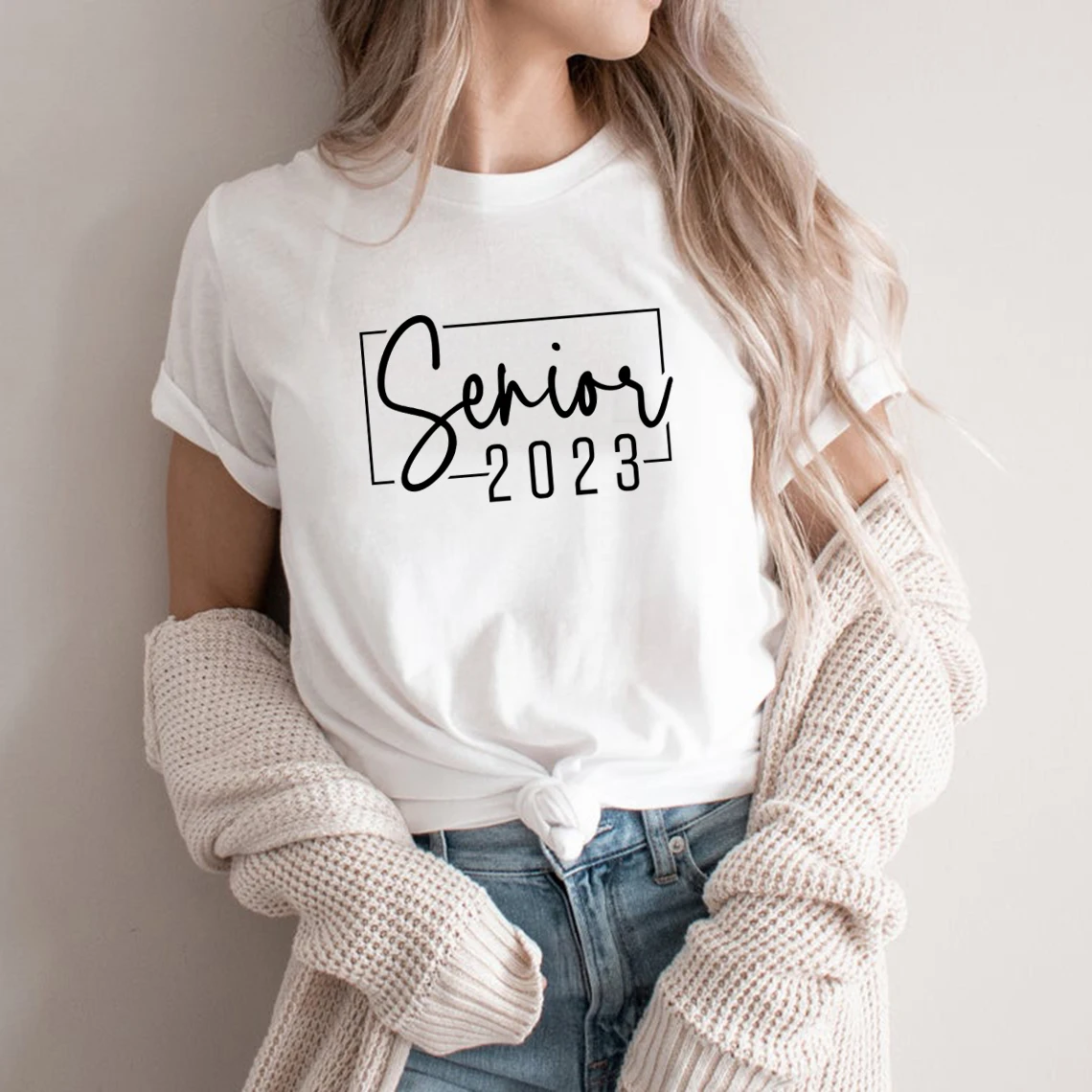 

Senior 2023 T-shirts Class of 2023 T Shirt Women's T-shirt Short Sleeve Casual Tshirt Back To School Gift Graduation Tees Top