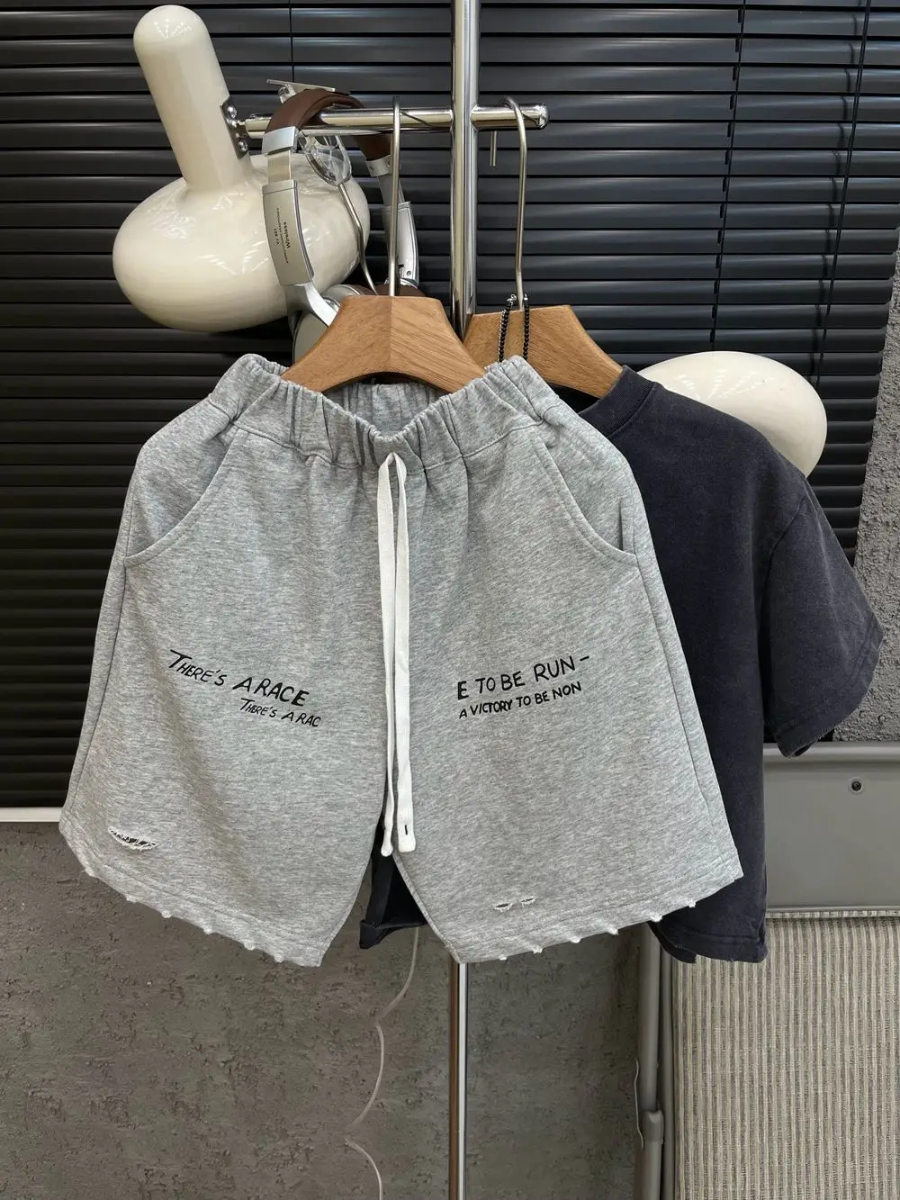 

Summer Children's New Loose Wide Leg Shorts for Boys Korean Handsome Boys New Casual Five Part Pants