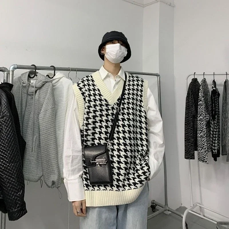 Houndstooth V Neck Pullover Knit Vest Men American Vintage Niche Designer Layering Sleeveless Sweater Spring Autumn