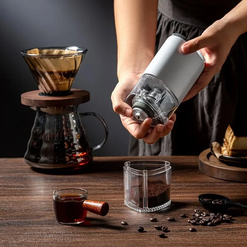 Portable Electric Coffee Grinder Type-C USB Charge Ceramic Grinding Core Home Coffee Beans Pulverizer Grinder