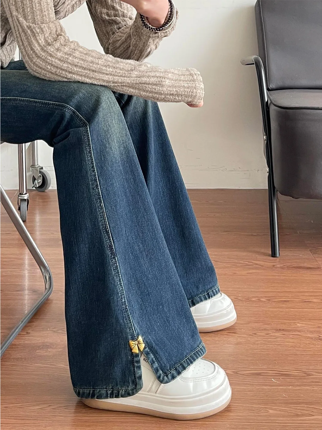 

Retro American Knot Slit Micro Flared Denim Jeans Women's Spring Autumn New Slimming Not Legging Hoof Pants