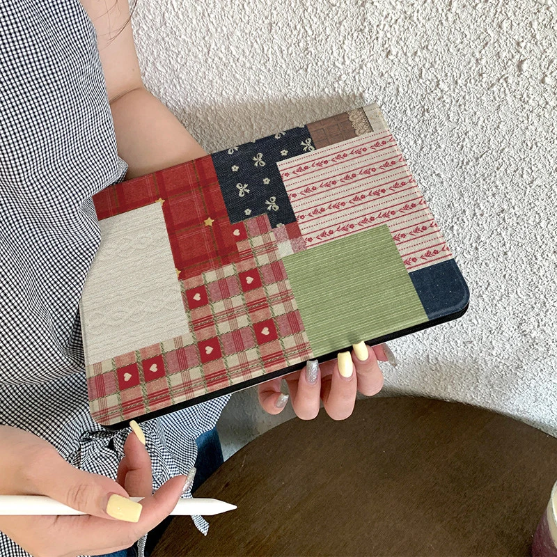 Retro Red Collage Plaid Book Style Tablet Case For iPad Pro 11 12.9 13 A16 M2 M4 M3 M5 5/6/7/8/9/10/11th Mini Air 3 4 5 6 Cover