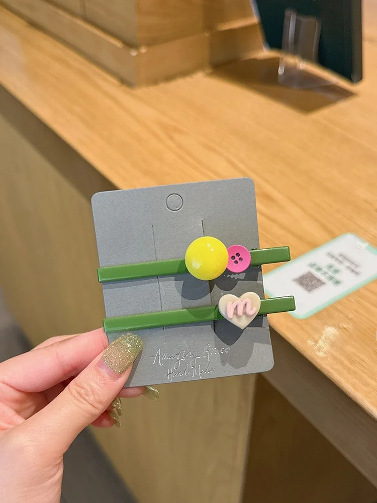 

Candy Colored Hair Clips Women's Bangs Side Clips Cute Button Design Dopane Hair Accories Original Design Fre out