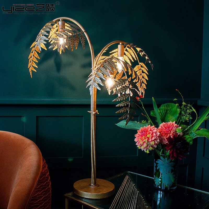 

American villa living room table lamp creative palm leaf bedside lamp retro pastoral South Asia B & B hotel decorative lamp