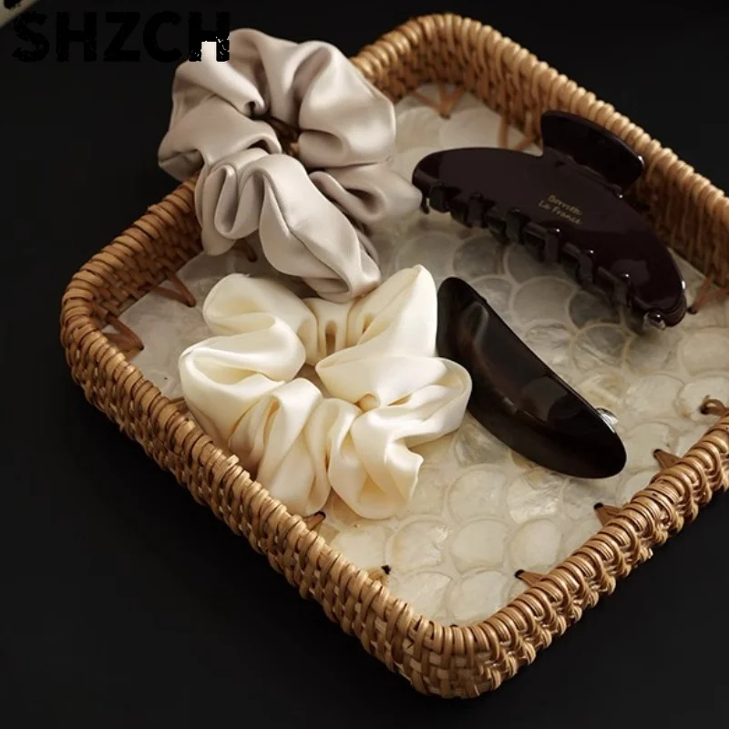 Rattan Tray with Mother of Pearl Inlay Wooden Base Decorative Wicker Serving Tray for Coffee/Fruits, Food Storage & Display