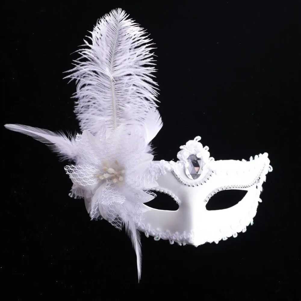 Novelty Rhinestone Half-Face Mask Flower Multicolor Feather Mask Cosplay Masquerade Halloween Festival Party Mask Ladies