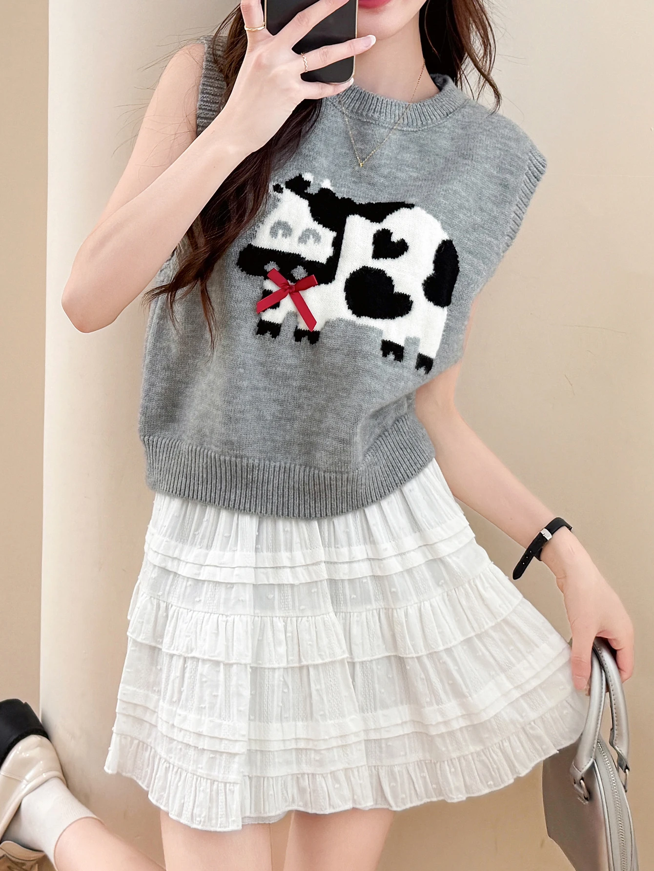 

Alicedudu Women's Autumn and Winter Fun Animal Pattern Round Neck Pullover Vest