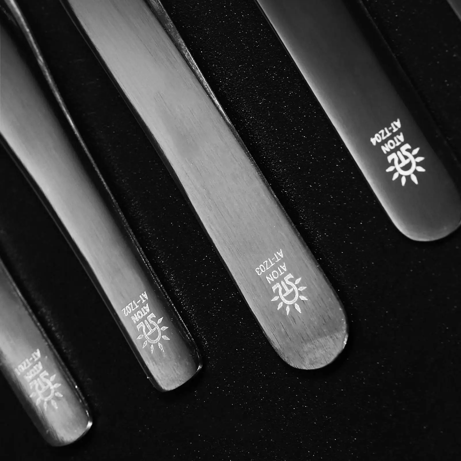 DSPIAE AT-TZ HG Angled Tweezers Industrial Tweezers Anti-static Antimagnetic Heat Resistant Modeling Hobby Craft Tools Accessory