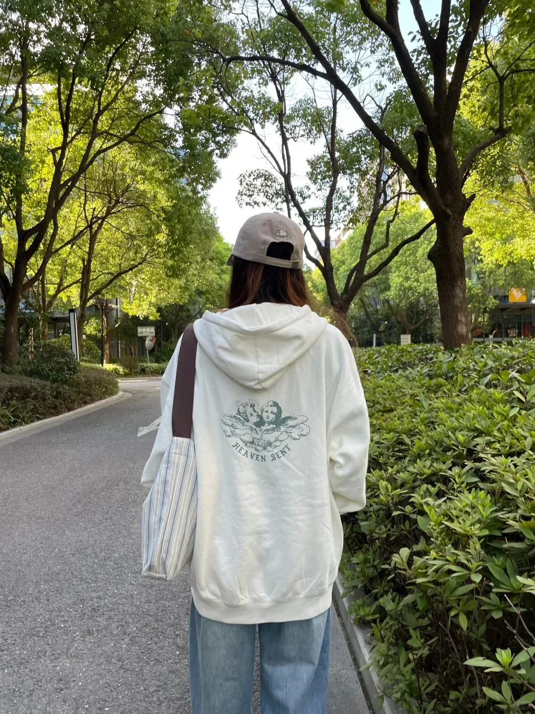 Sudaderas con cremallera y bolsillo para mujer, Tops de algodón blanco, Jersey informal con cordón, abrigo Vintage estilo Preppy, Sudadera con capucha de gran tamaño Y2K