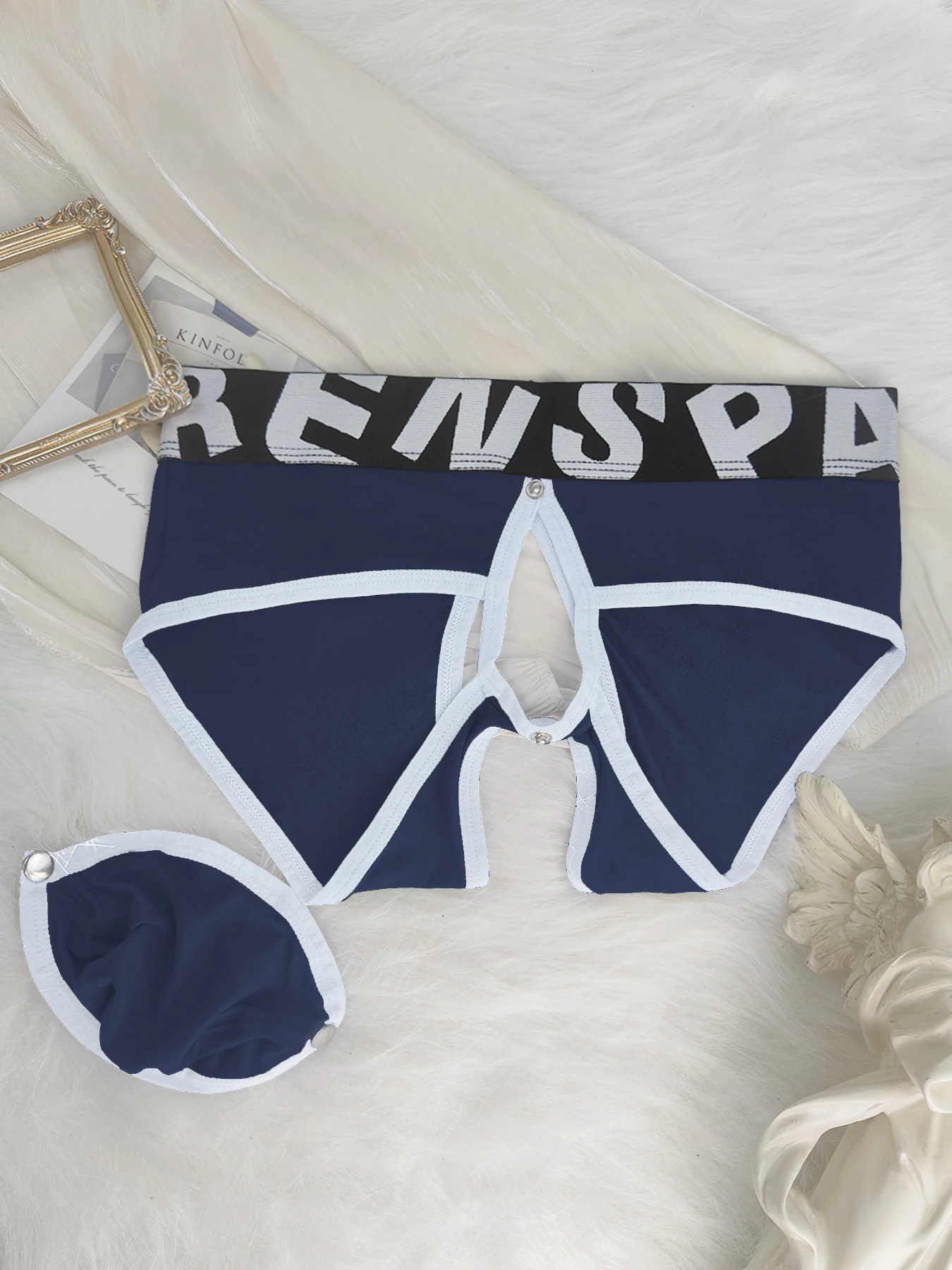 

1PCS Men's Sexy Hollow Panties with Removable Pouch Low Waist Open Back Briefs Underwear Thin Hombre Shorts