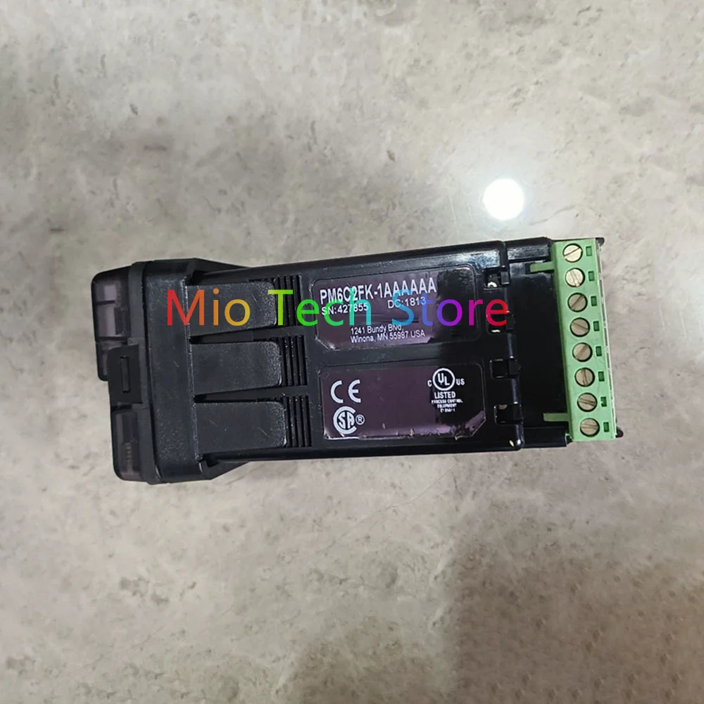 EZ-ZONE Temperature Controller PM6C2FK-1AAAAAA