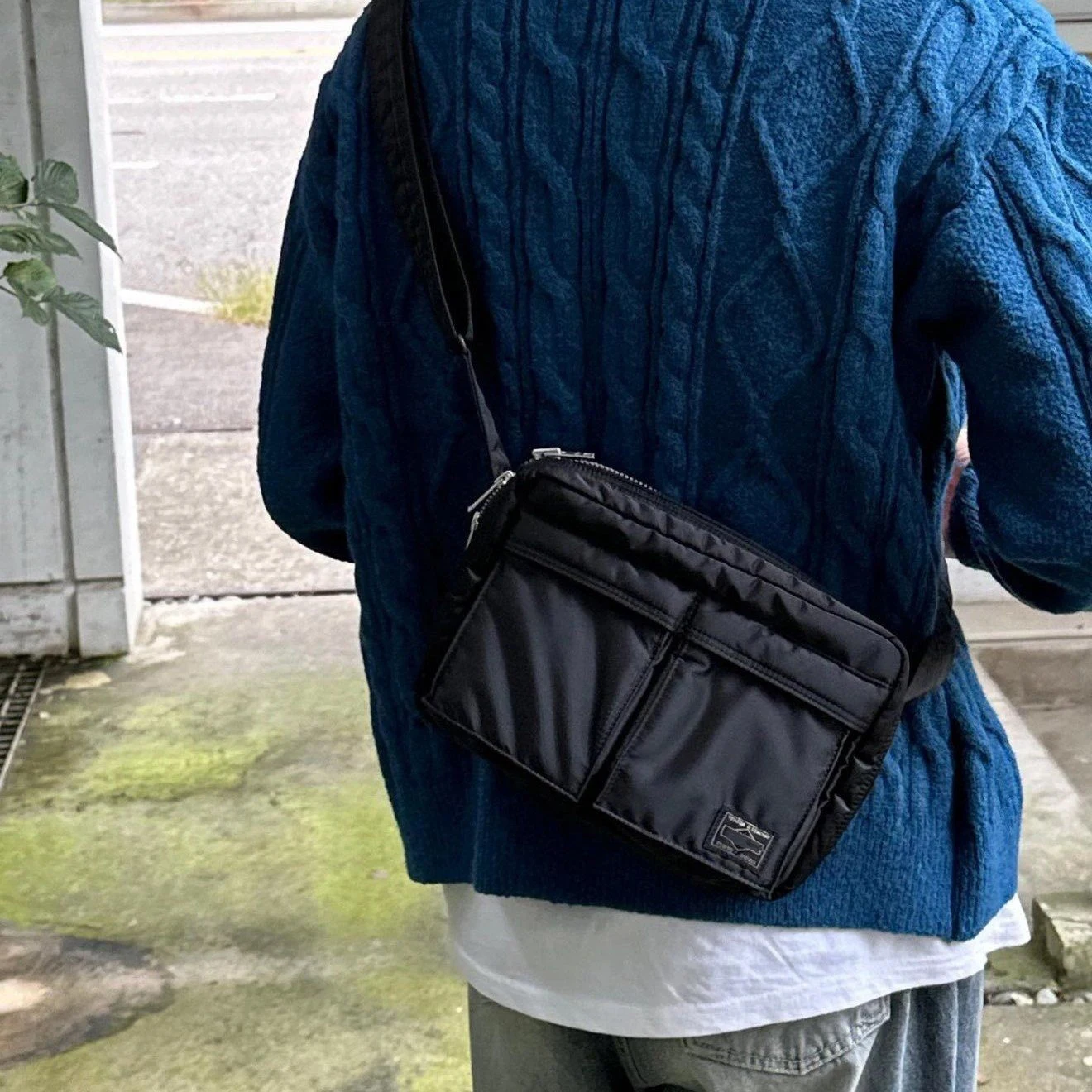 

Men's Trendy Crossbody Bag – Small but Large Capacity, Niche Design Sling Shoulder Pack, Streetwear