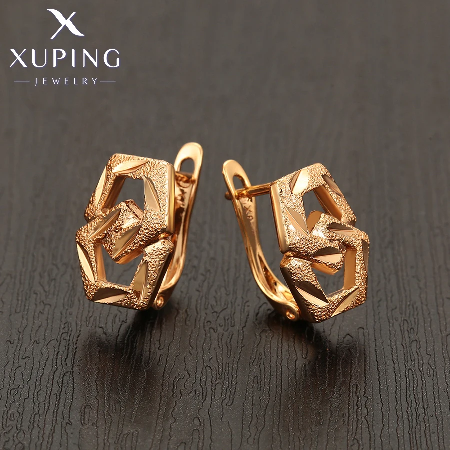 Xuping Jewelry Neu eingetroffene einfache Creolen ohne Stein mit goldfarbenem Überzug für Damen, Schmuckgeschenk X001260063