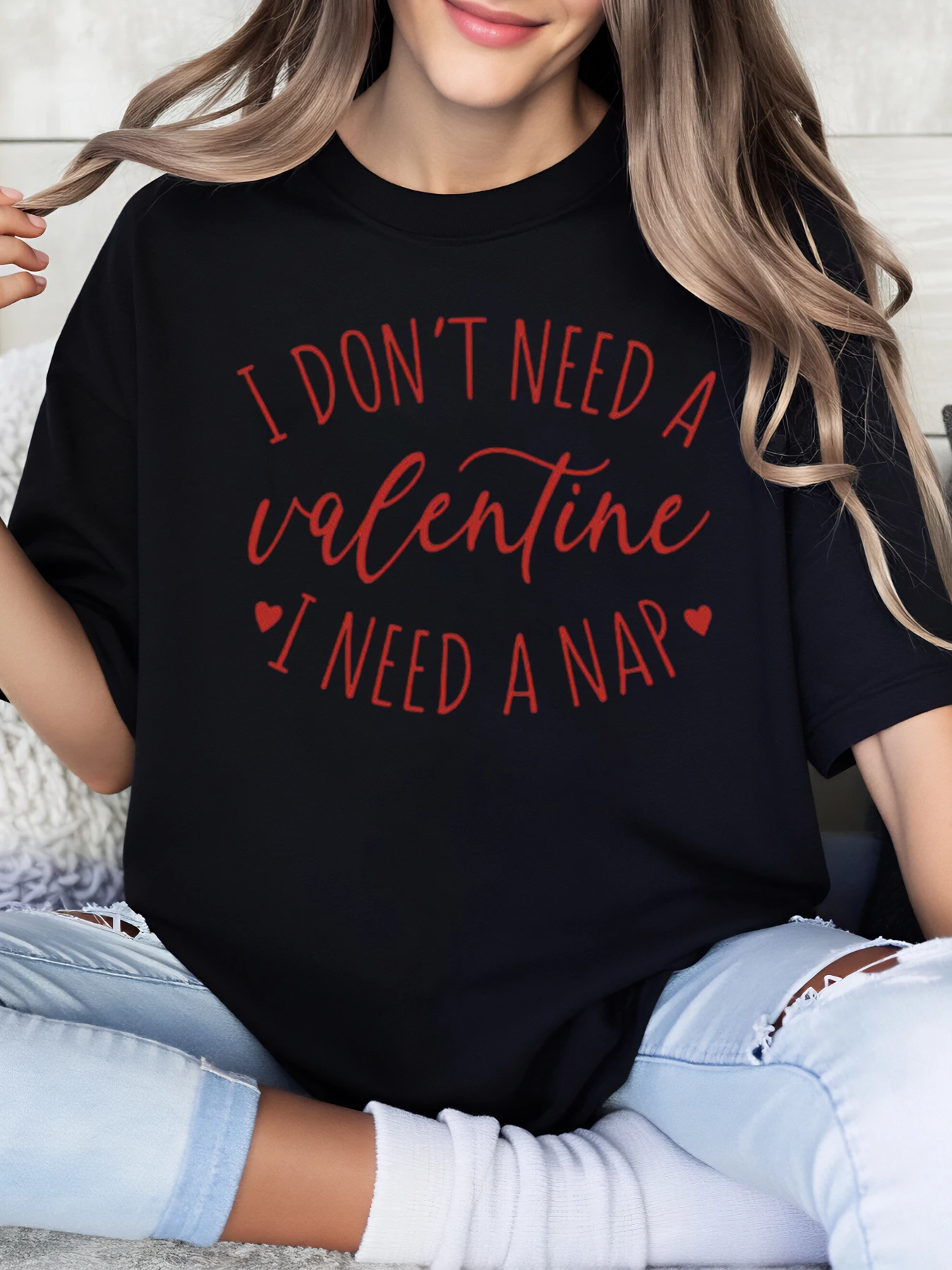 No necesito a San Valentín Necesito una siesta Camiseta con estampado de San Valentín Ropa casual para mujer para el hogar y la vida diaria Negro Talla grande