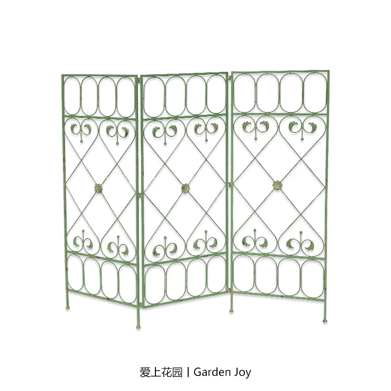 Romantic Garden Trellis Heart-Shaped Folding Screen Panel Stand for Outdoor Patio Décor