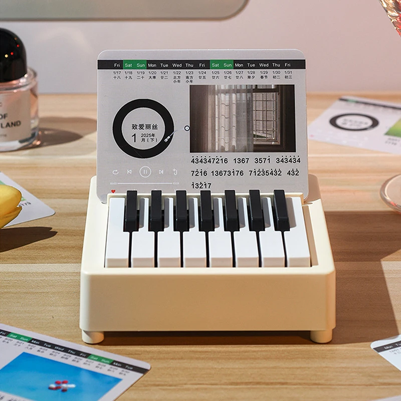 15 キーピアノカレンダー 2025 音楽シートおもちゃデスクトップ周辺装飾品音楽カレンダーカードギフトファンのための