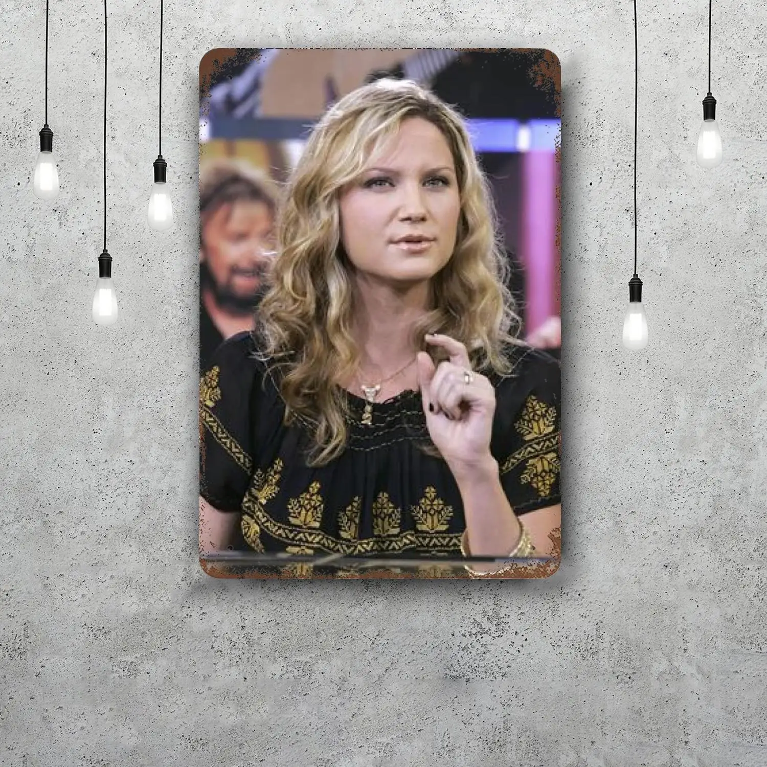 Jennifer Nettles Classic Poster Rusty Metal Plaque Retro Decorative Plate Bar Man Cave Garage Club Metal Sign Wall Decoration